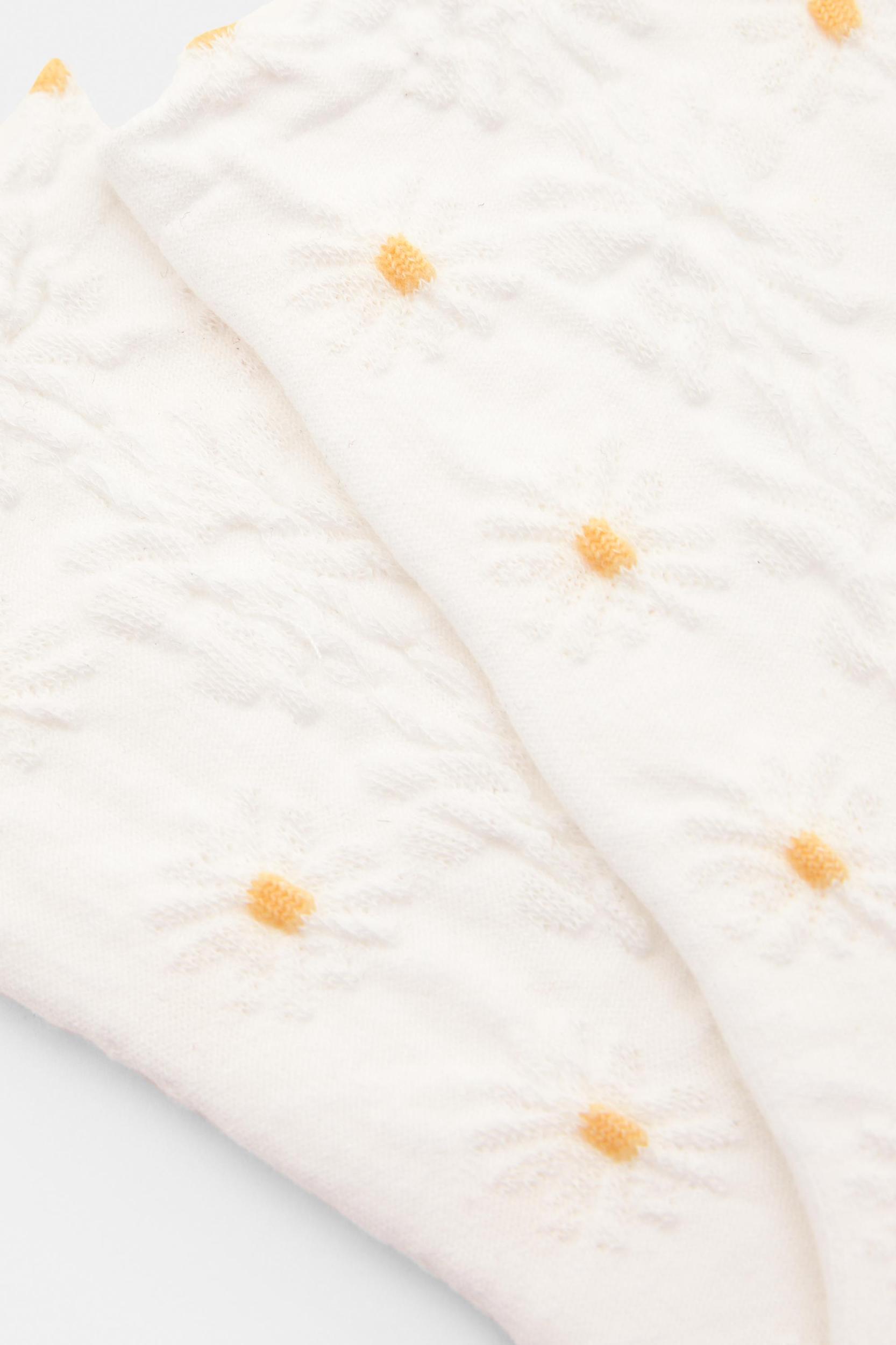 Daisy socks Product Image