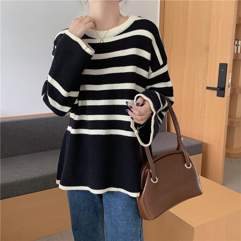 Round Neck Striped Contrast Trim Slit Sweater Product Image