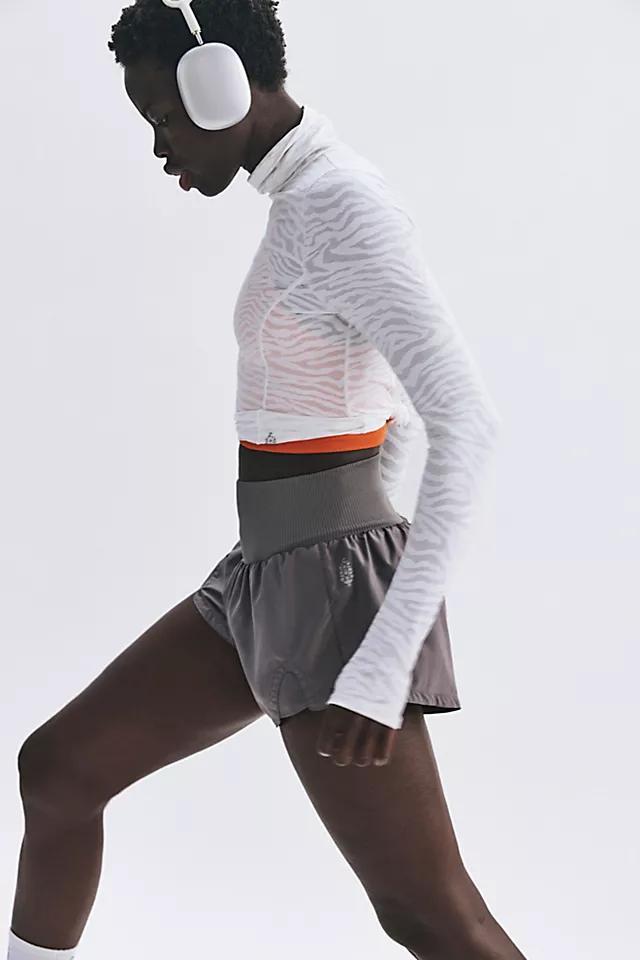 Carpe Diem Shorts Product Image
