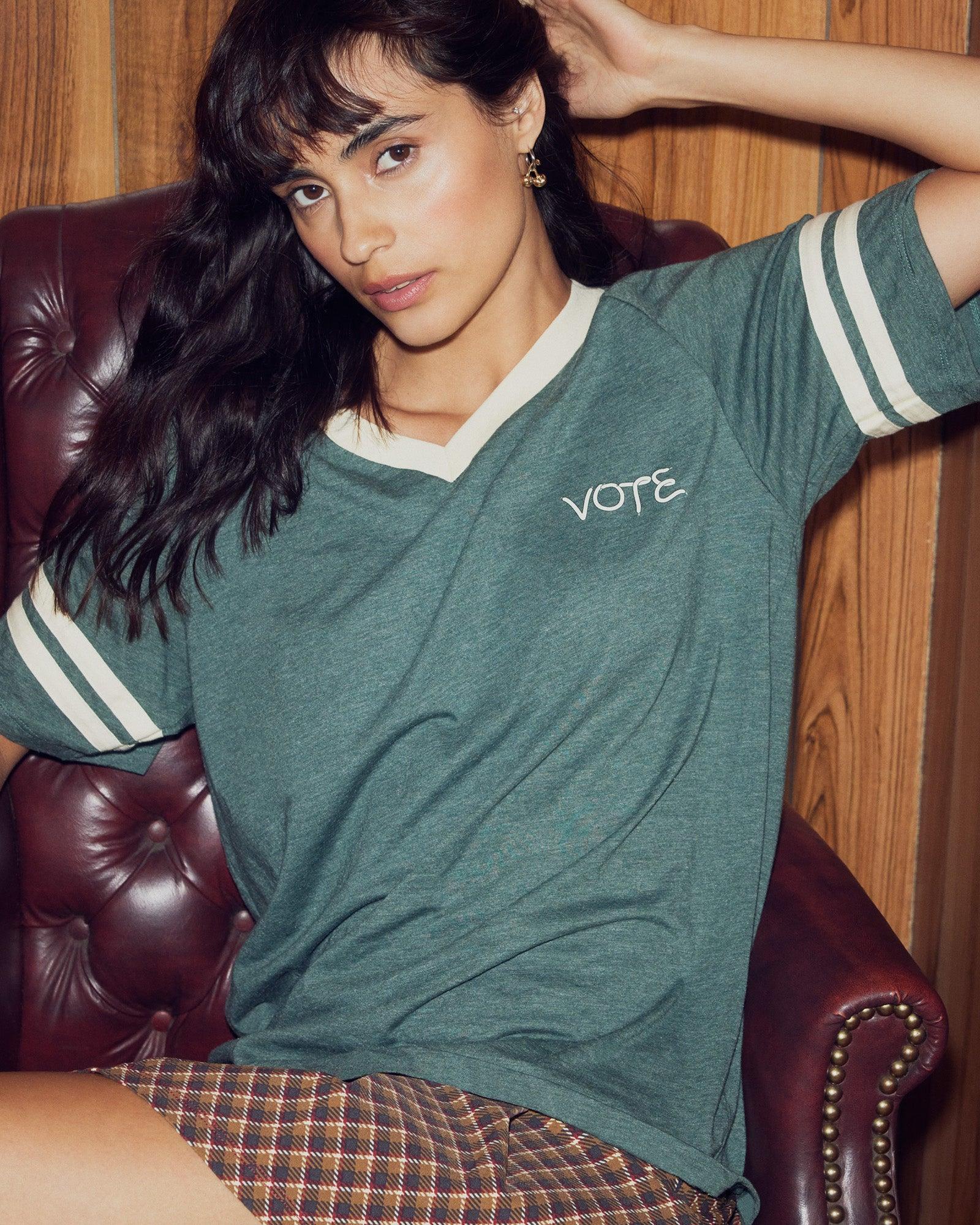 VOTE TEE GREEN Female Product Image