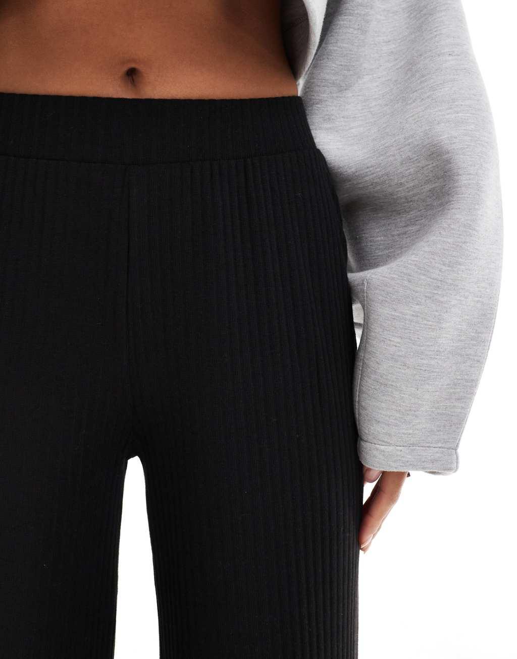 ONLY Petite wide leg ribbed pants in black Product Image