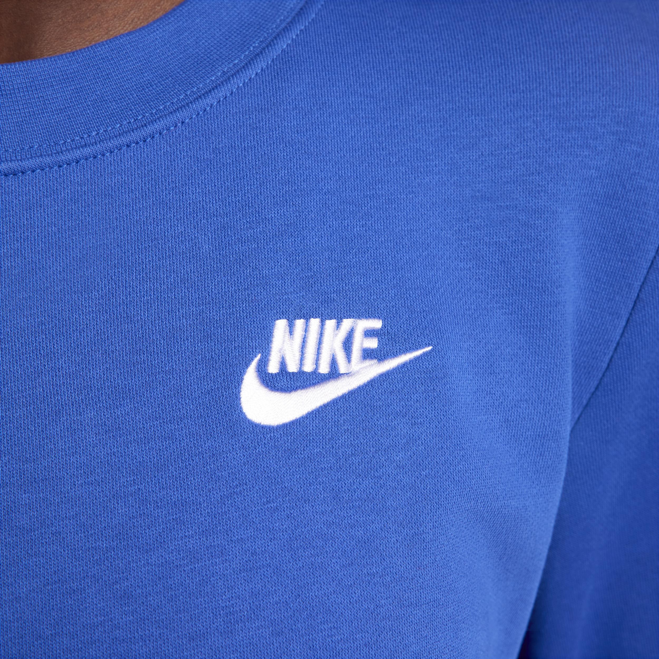 Womens Nike Sportswear Club Fleece Crew-Neck Sweatshirt Product Image
