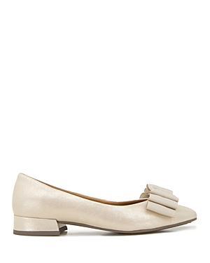 Gentle Souls by Kenneth Cole Womens Atlas Slip On Embellished Flats Product Image