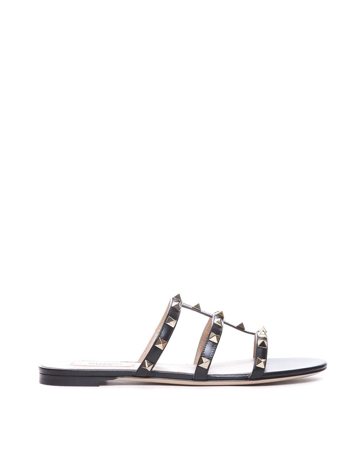 VALENTINO GARAVANI Rockstud Leather Flats In Black Product Image
