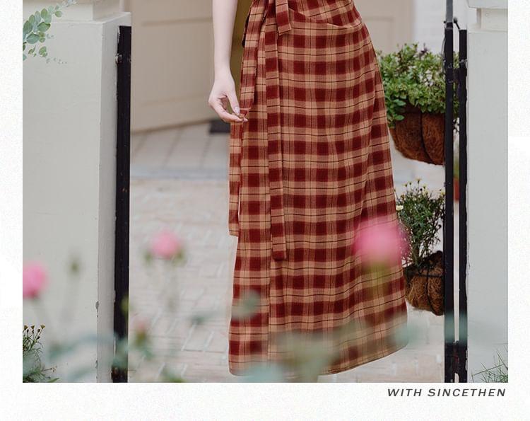 Short Sleeve Mandarin Collar Plaid Midi Bodycon Dress Product Image