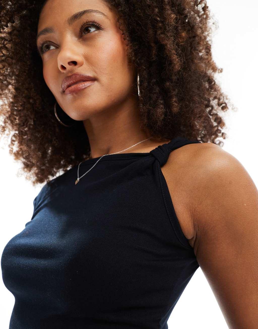 Cotton On Marlow twist shoulder short sleeve top black Product Image