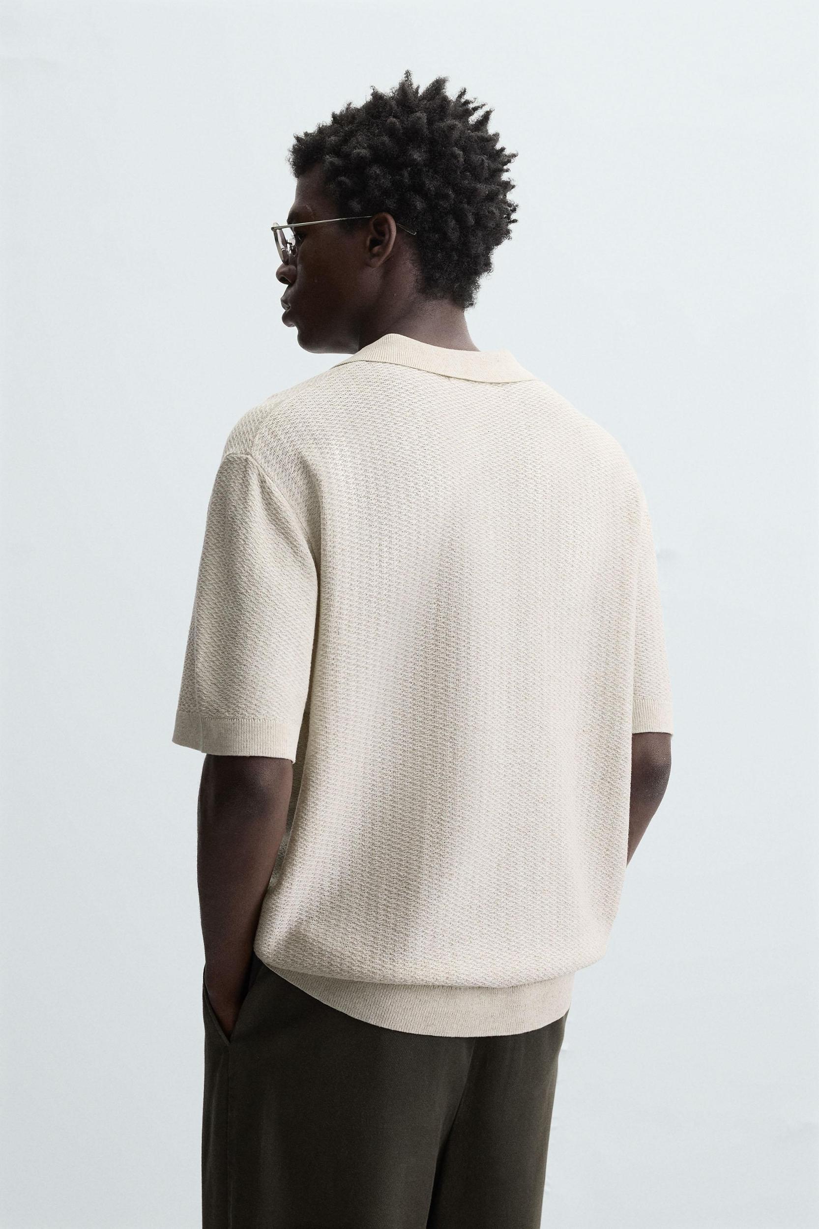 TEXTURED KNIT POLO SHIRT Product Image