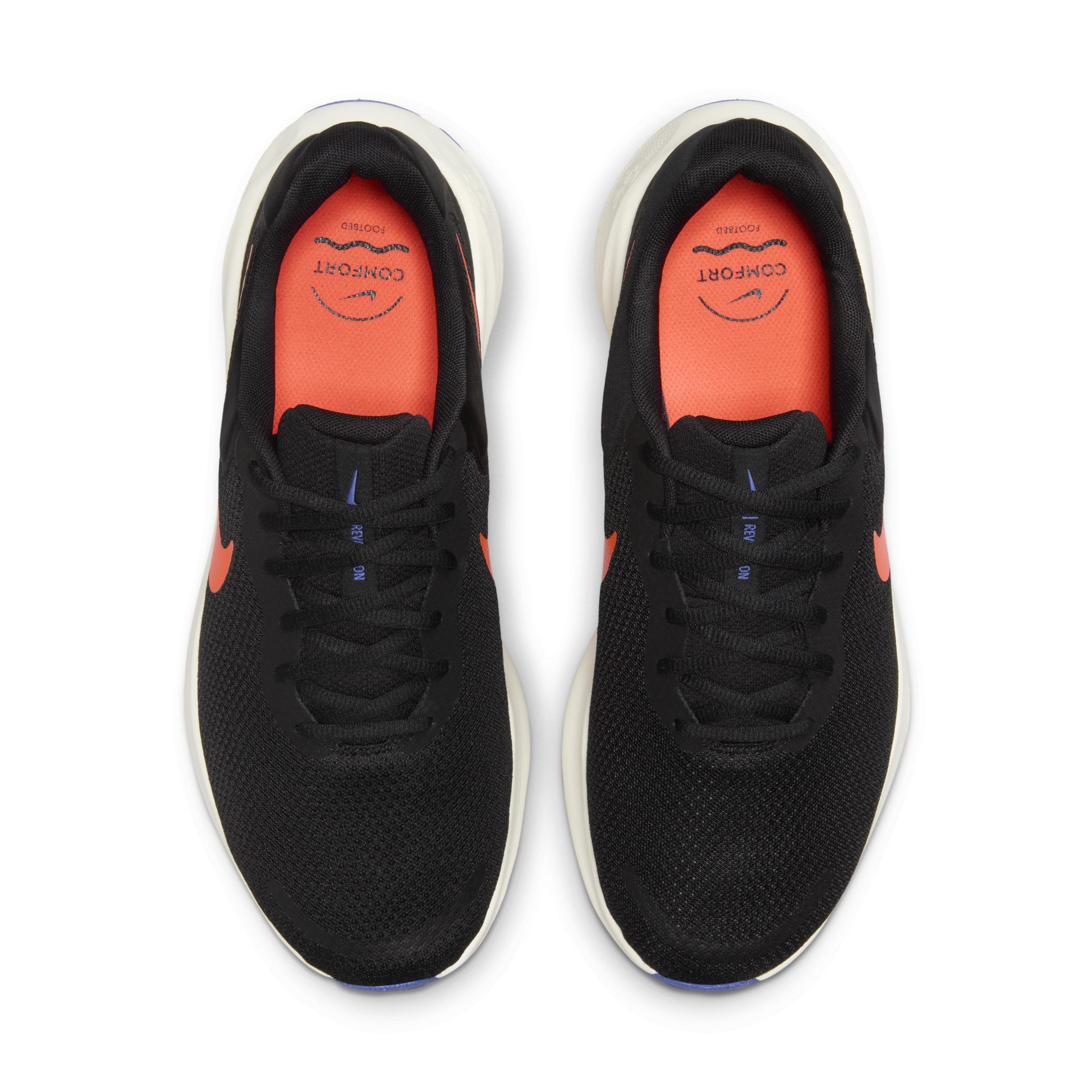 Nike Mens Revolution 7 Road Running Shoes (Extra Wide Width) Product Image