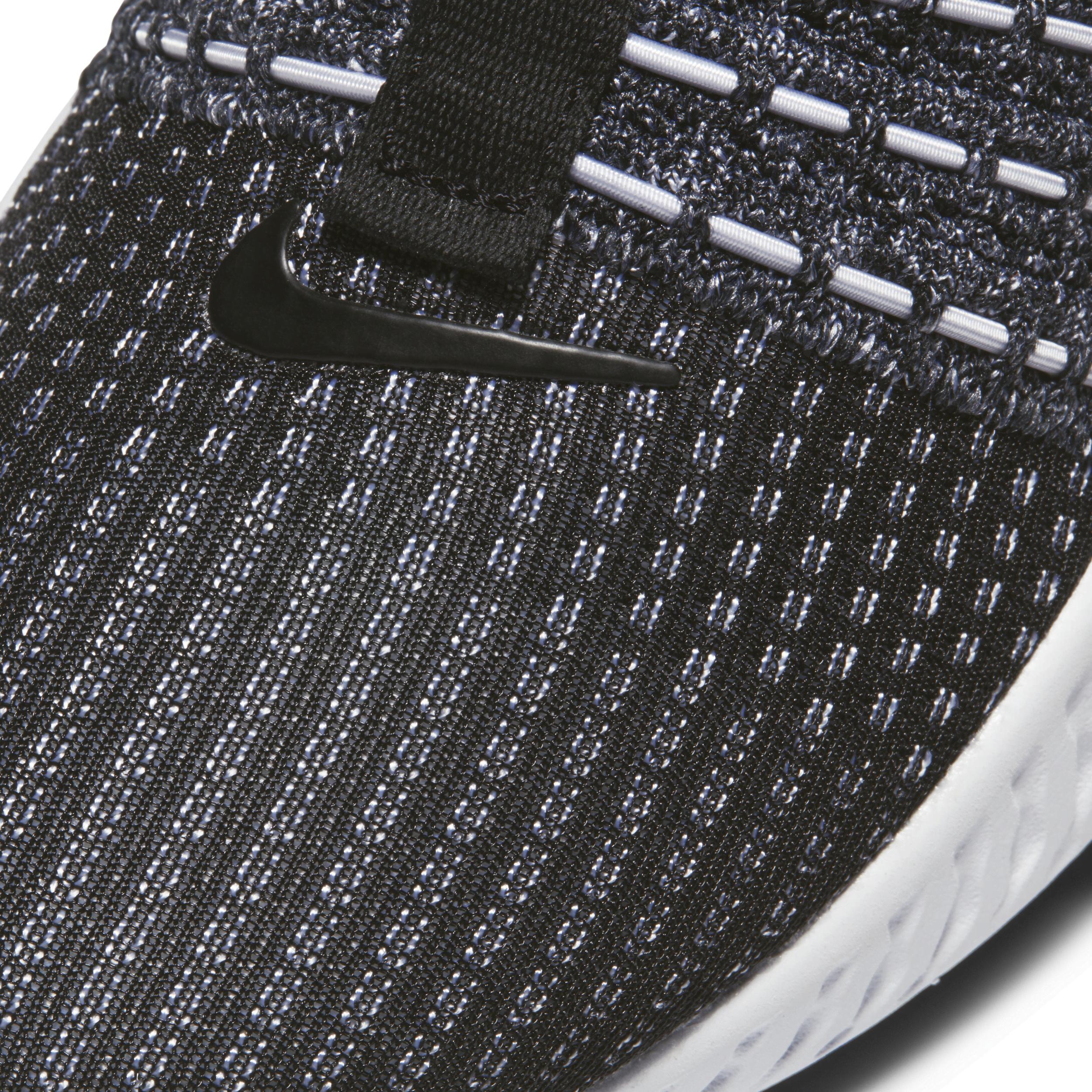Nike Women's React Phantom Run Flyknit 2 Road Running Shoes Product Image