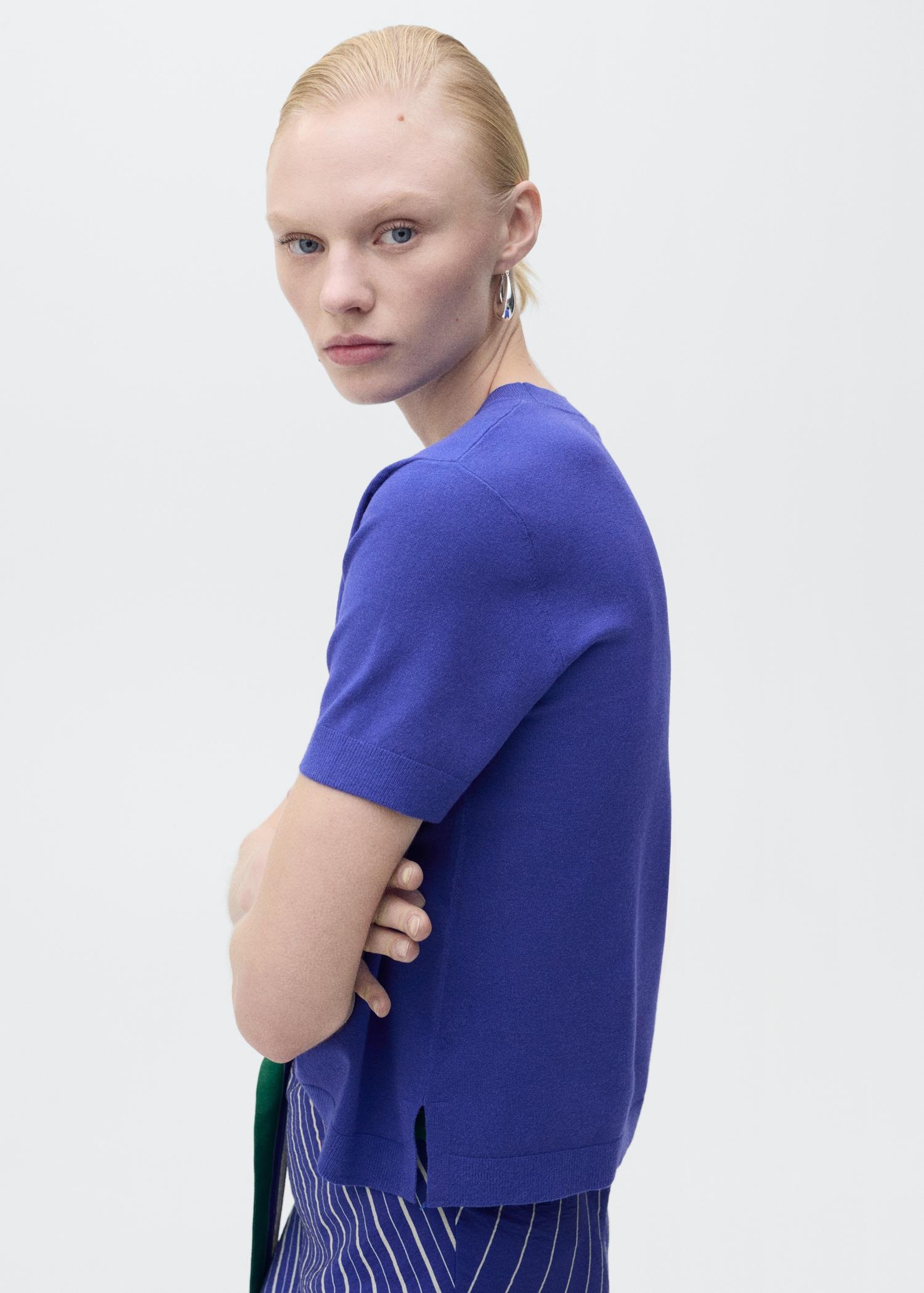 Short-sleeved fine-knit sweater - Women | MANGO USA Product Image