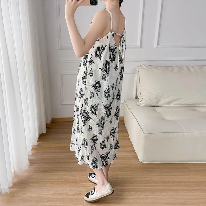 Maternity Spaghetti Strap Floral Midi A-Line Dress / Crop Cardigan / Set Product Image