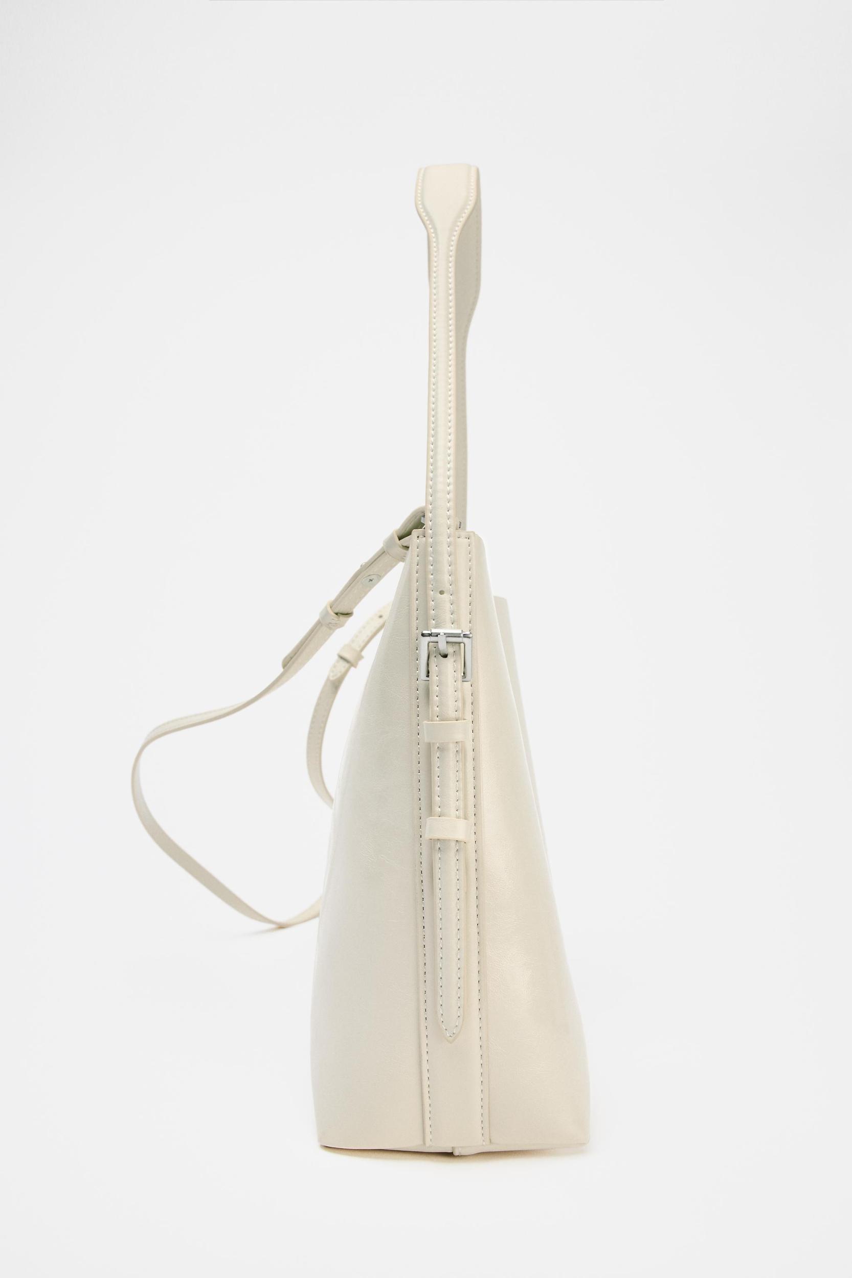 MINI BUCKET BAG Product Image