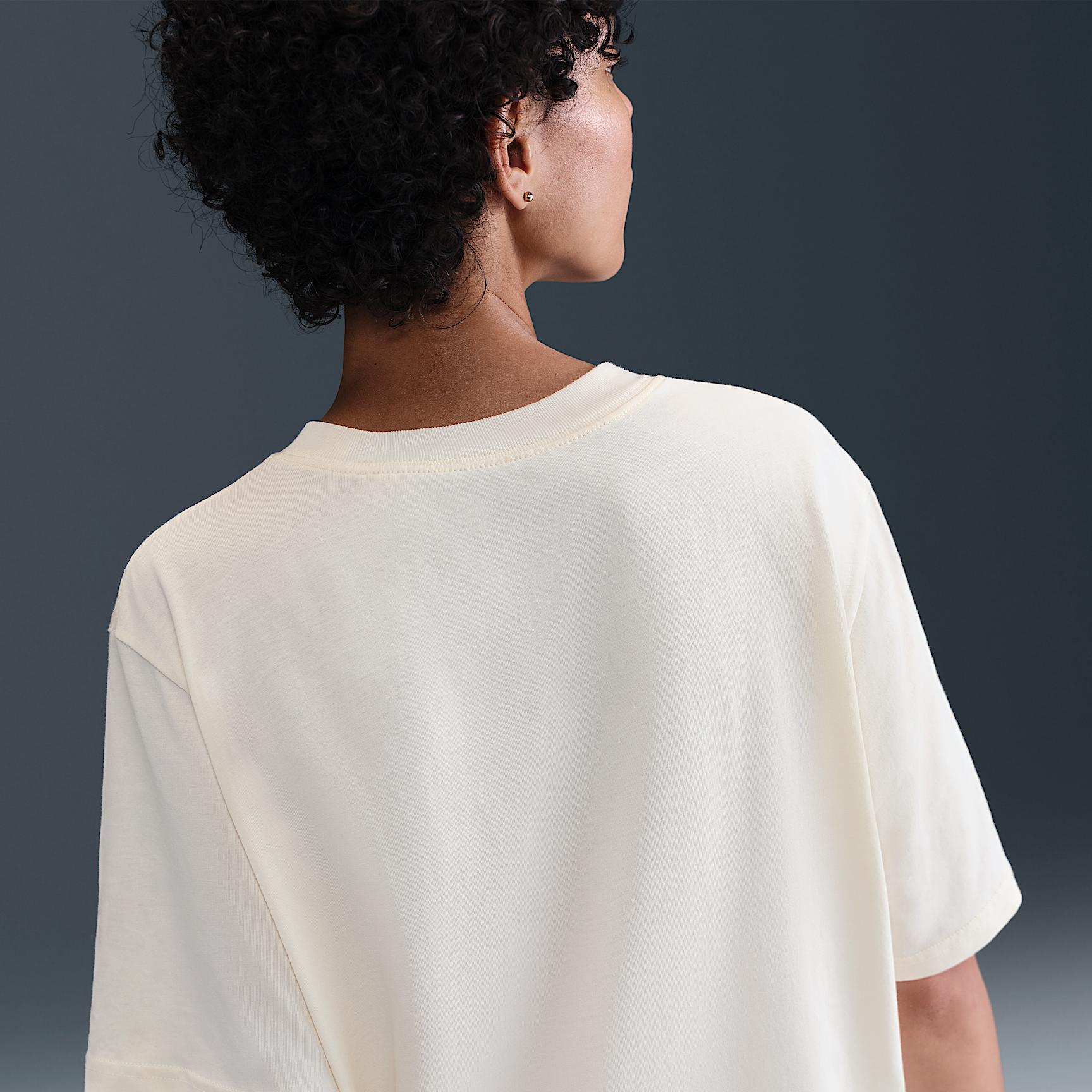 Nike Sportswear Women's Loose Short-Sleeve Graphic T-Shirt Product Image