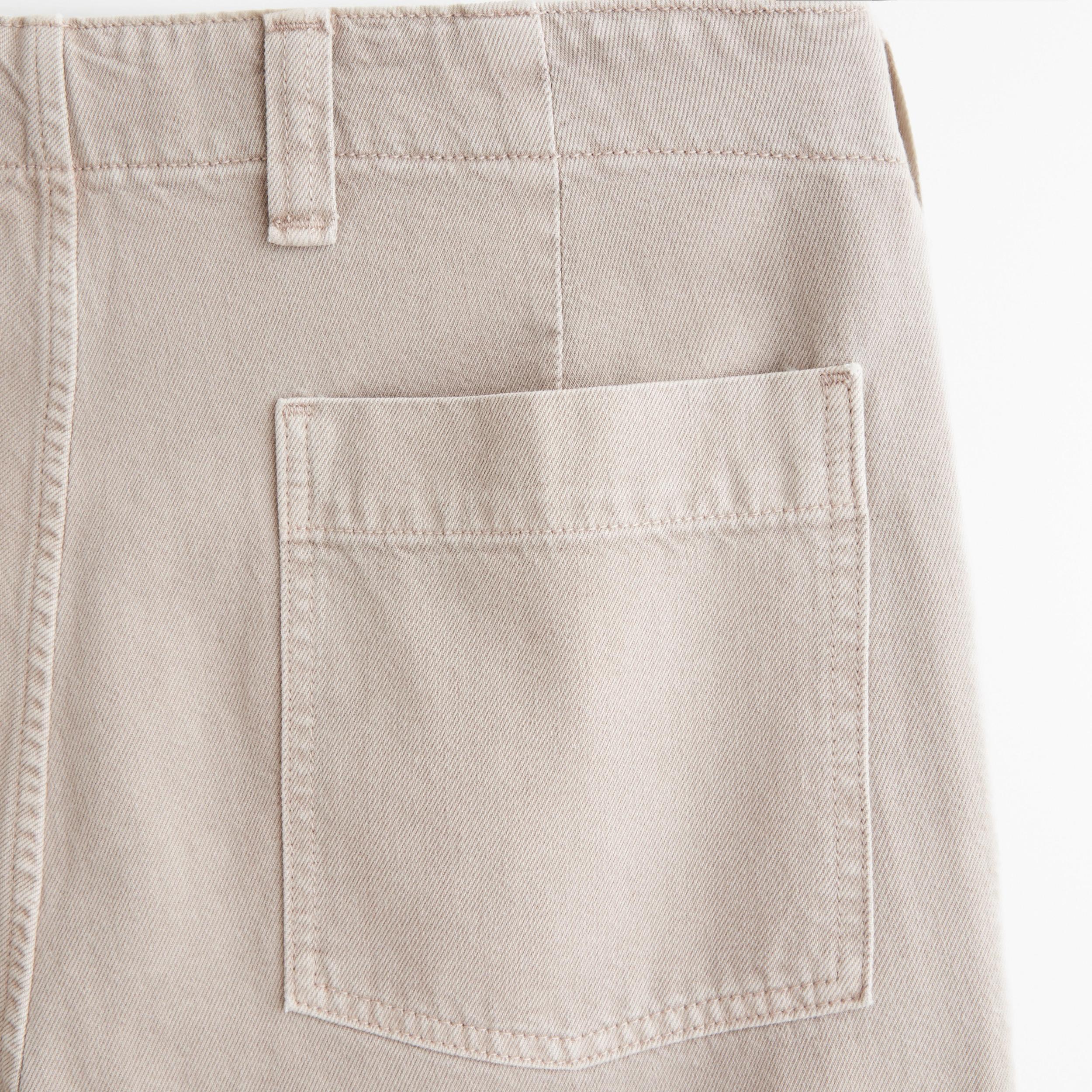Lightweight Loose Jean Product Image