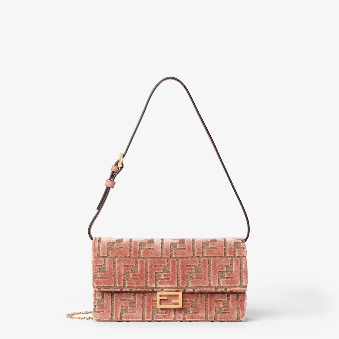 Wallet On Chain BaguettePink FF jacquard velvet wallet Product Image