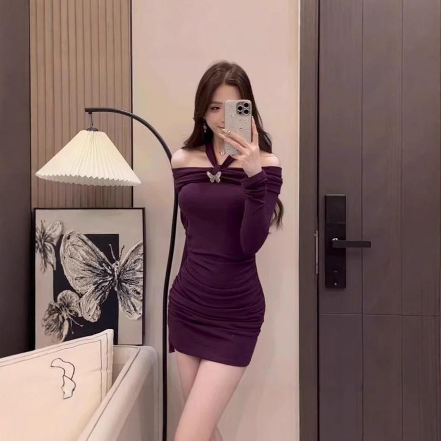 Long-Sleeve Cold-Shoulder Plain Mini Sheath Dress Product Image