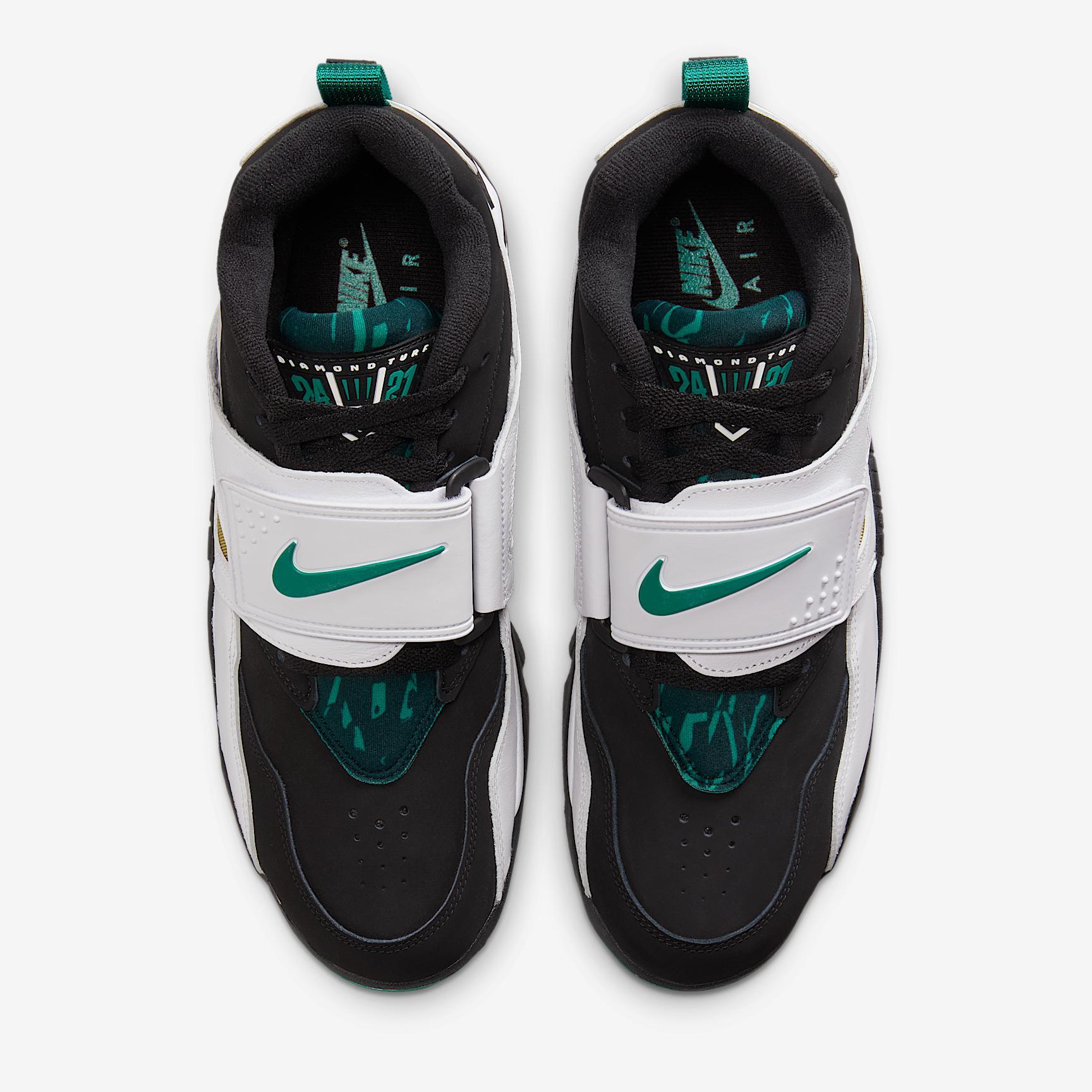 Nike Air Diamond Turf '93 Men's Shoes Product Image