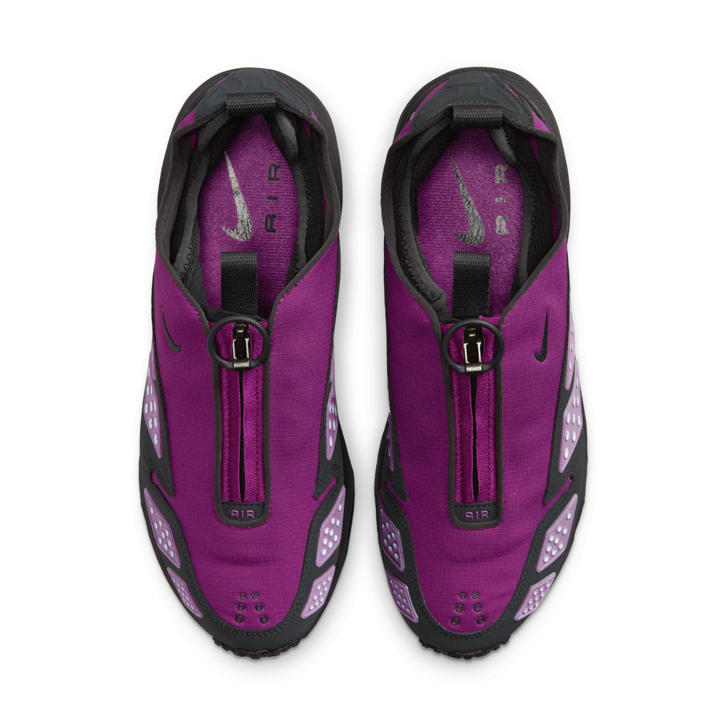 Nike Women's Air Max SNDR GTX Shoes Product Image