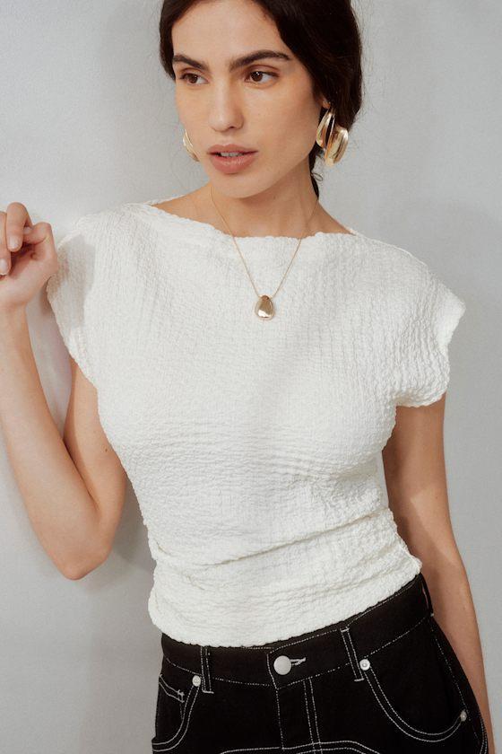 Dreamy Impression Ivory Textured Cap Sleeve Top Product Image