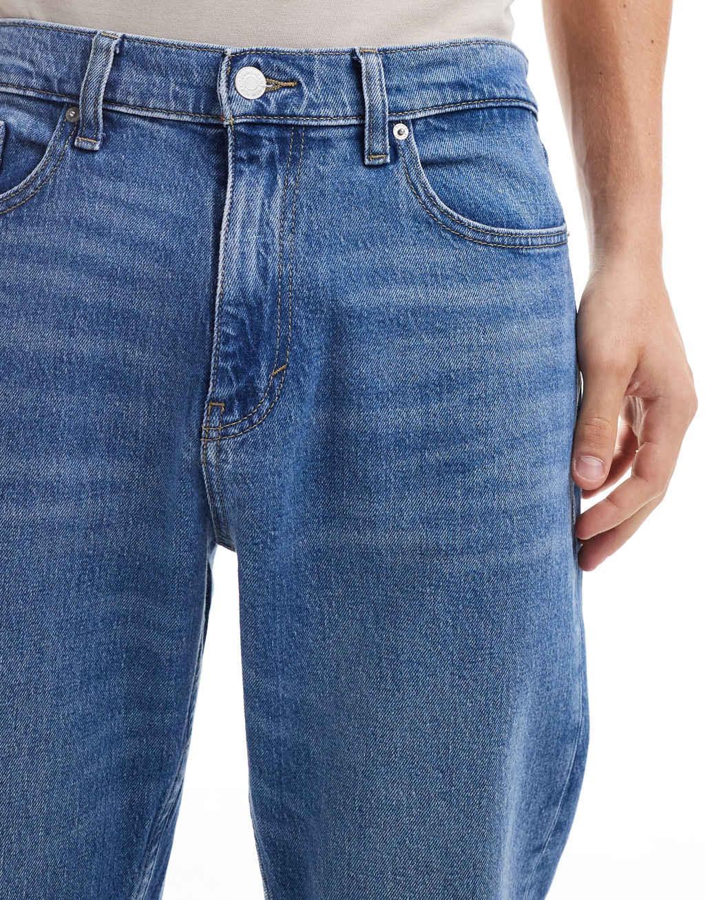 Tommy Jeans Isaac relaxed tapered jeans in mid wash Product Image