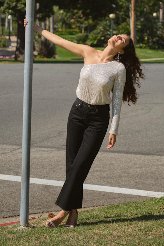 501 '90s Black Mid Rise Straight Leg Denim Jeans Product Image
