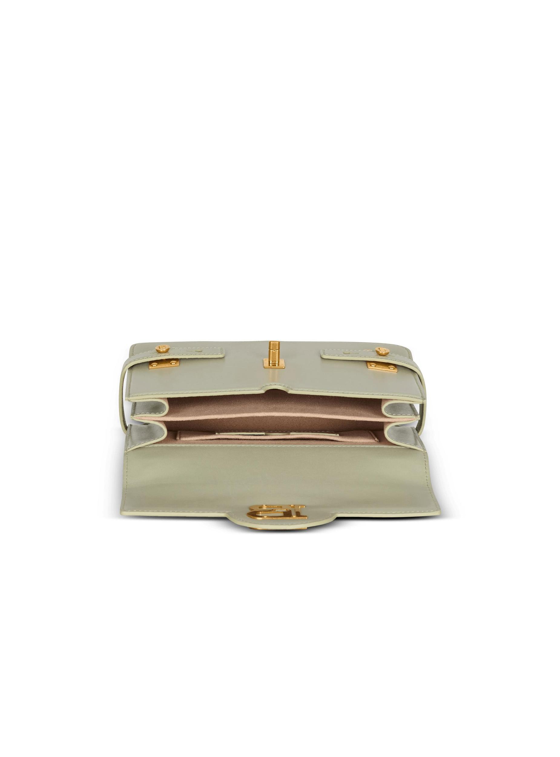 B-Buzz Shoulder 24 calfskin bag Product Image