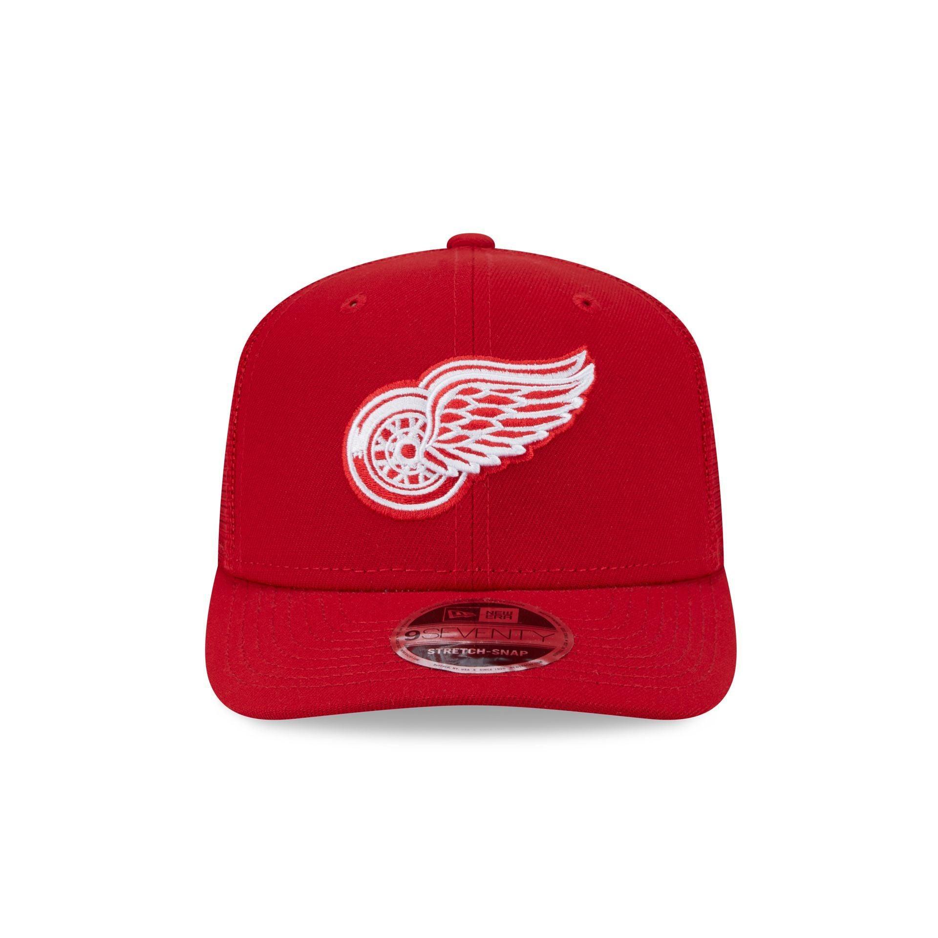 New York Rangers Team Tag 9FIFTY Trucker Hat Male Product Image