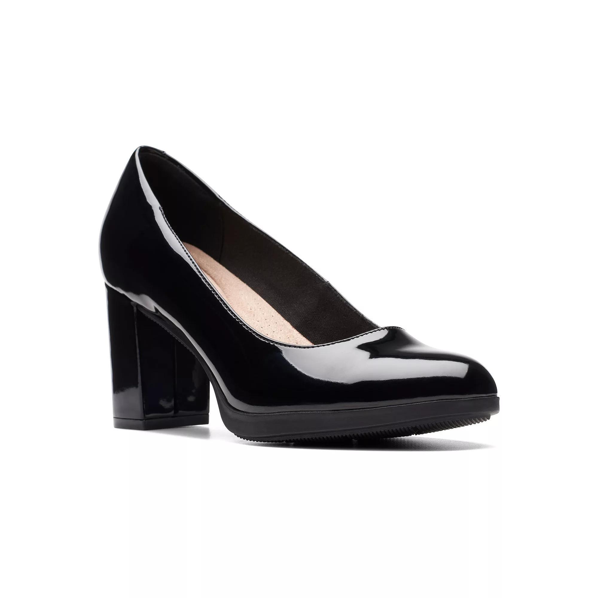 Clarks® Bayla Skip Women's Pumps, Size: 6, Black Product Image