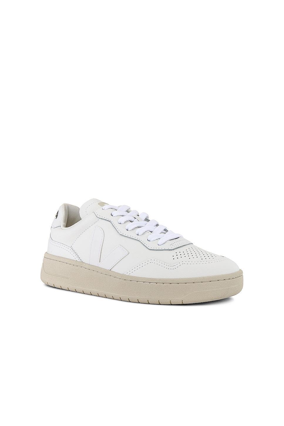 V-90 Sneaker Veja Product Image