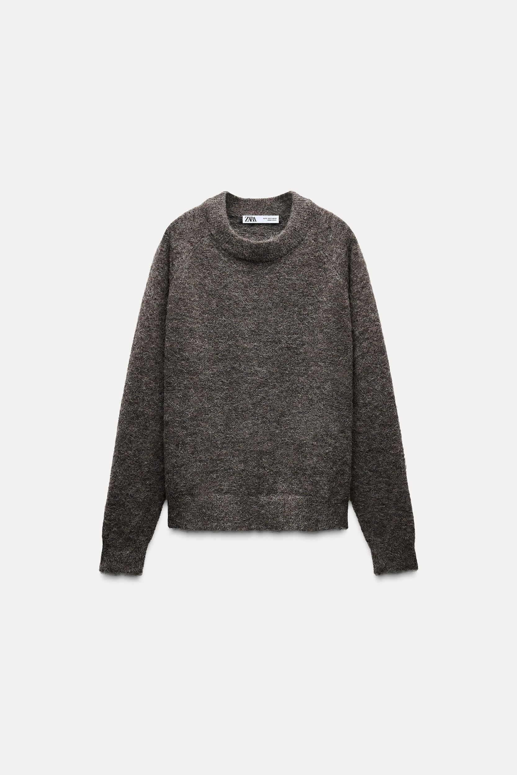 BASIC KNIT SWEATER Product Image