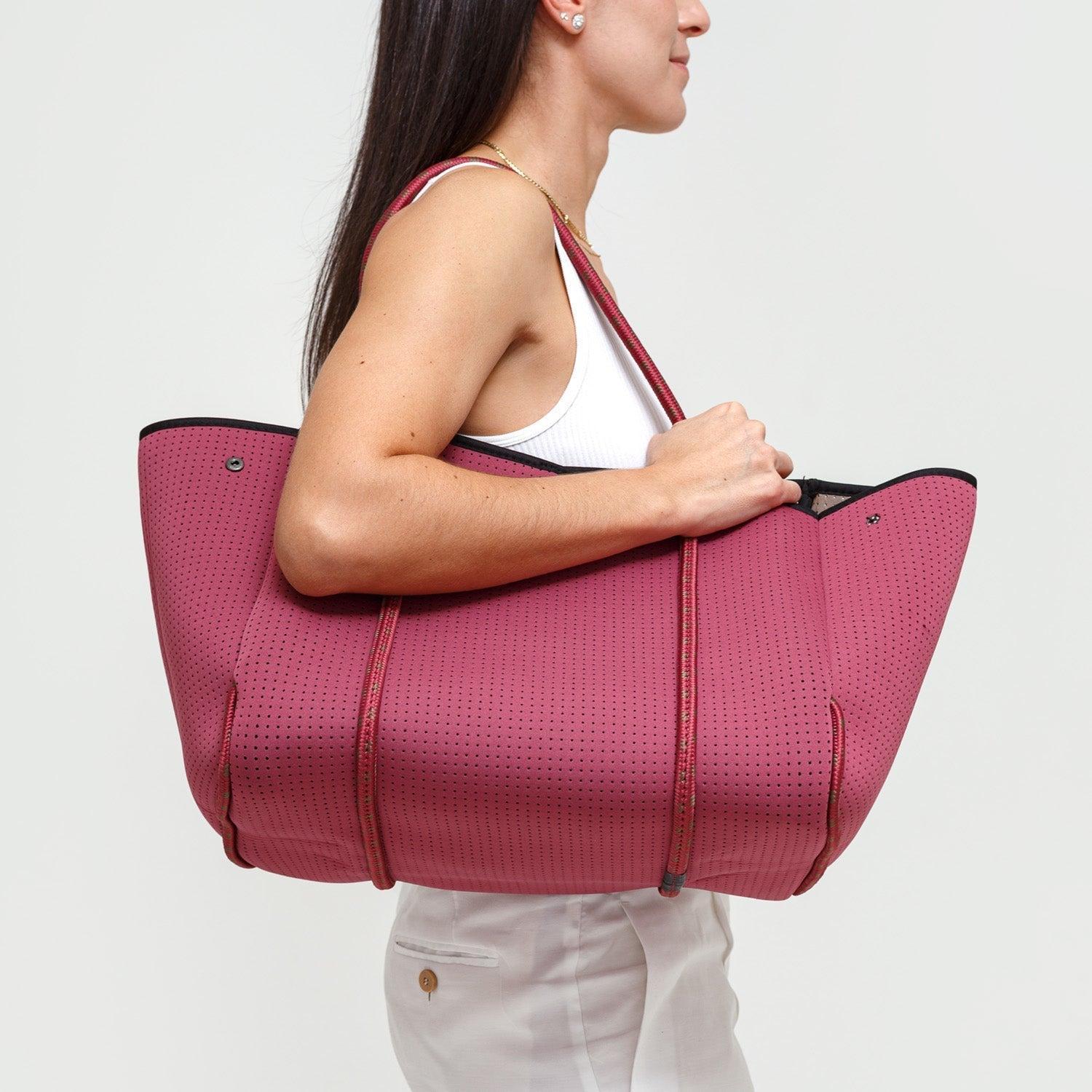 EVERYDAY TOTE SOFT PLUM Product Image