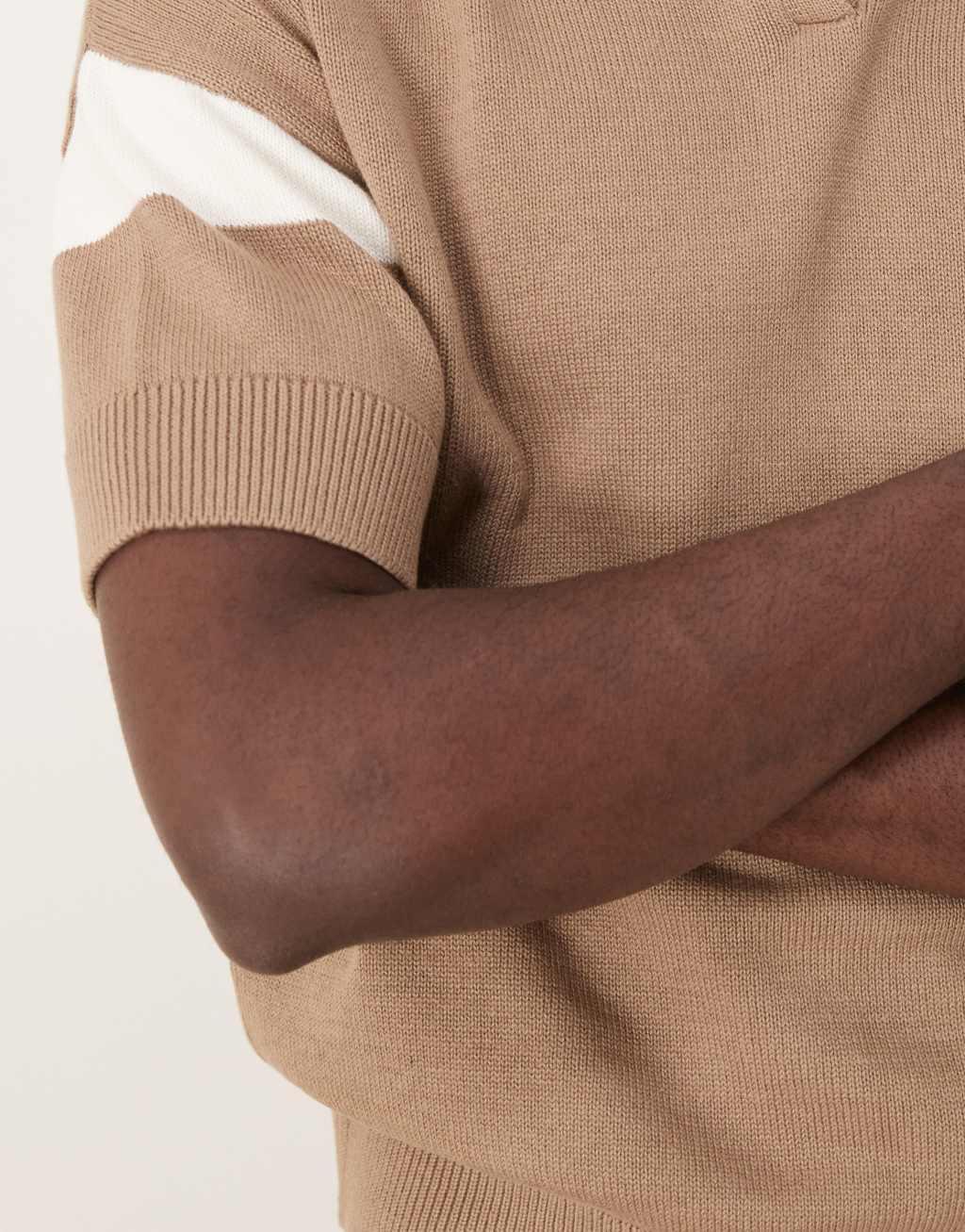 ASOS DESIGN relaxed boxy fit notch neck polo with sleeve panel in brown Product Image