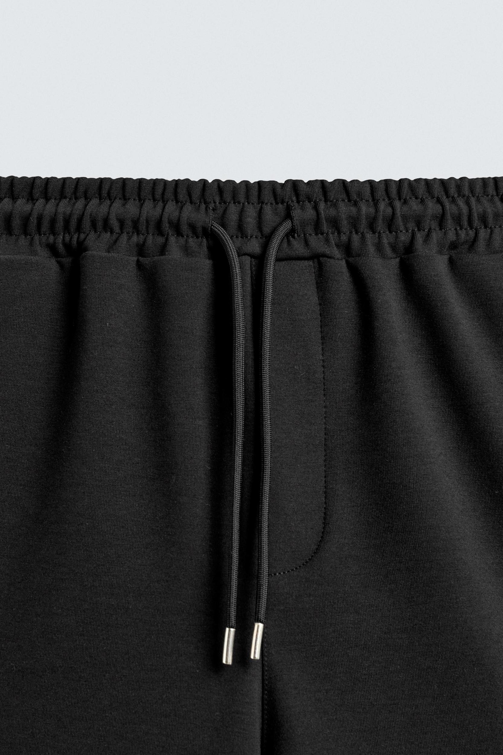 INTERLOCK LABEL SHORTS Product Image