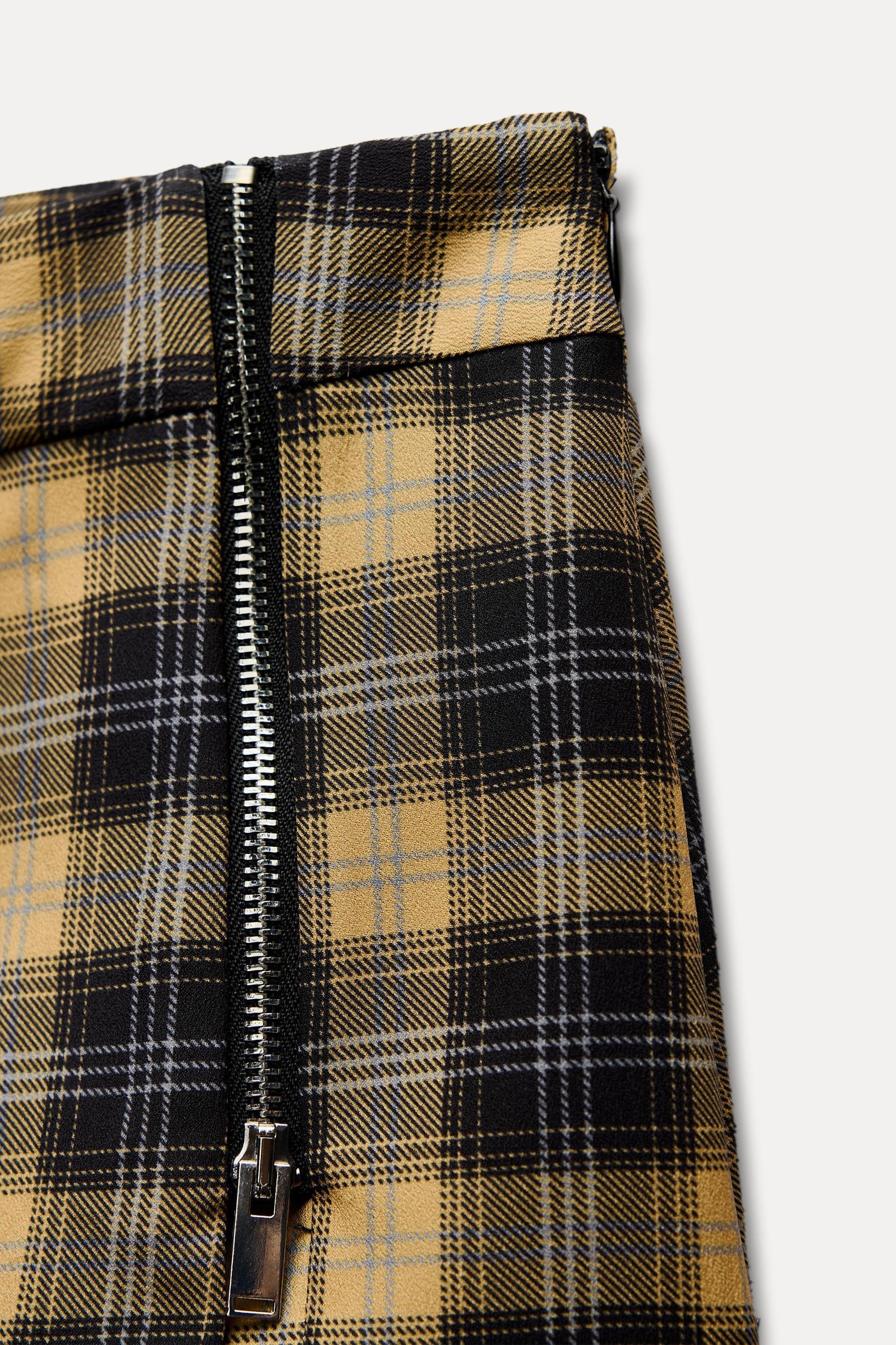 CHECKERED ZIPPERED SKORT Product Image
