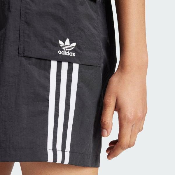 Adicolor Cargo Shorts Product Image