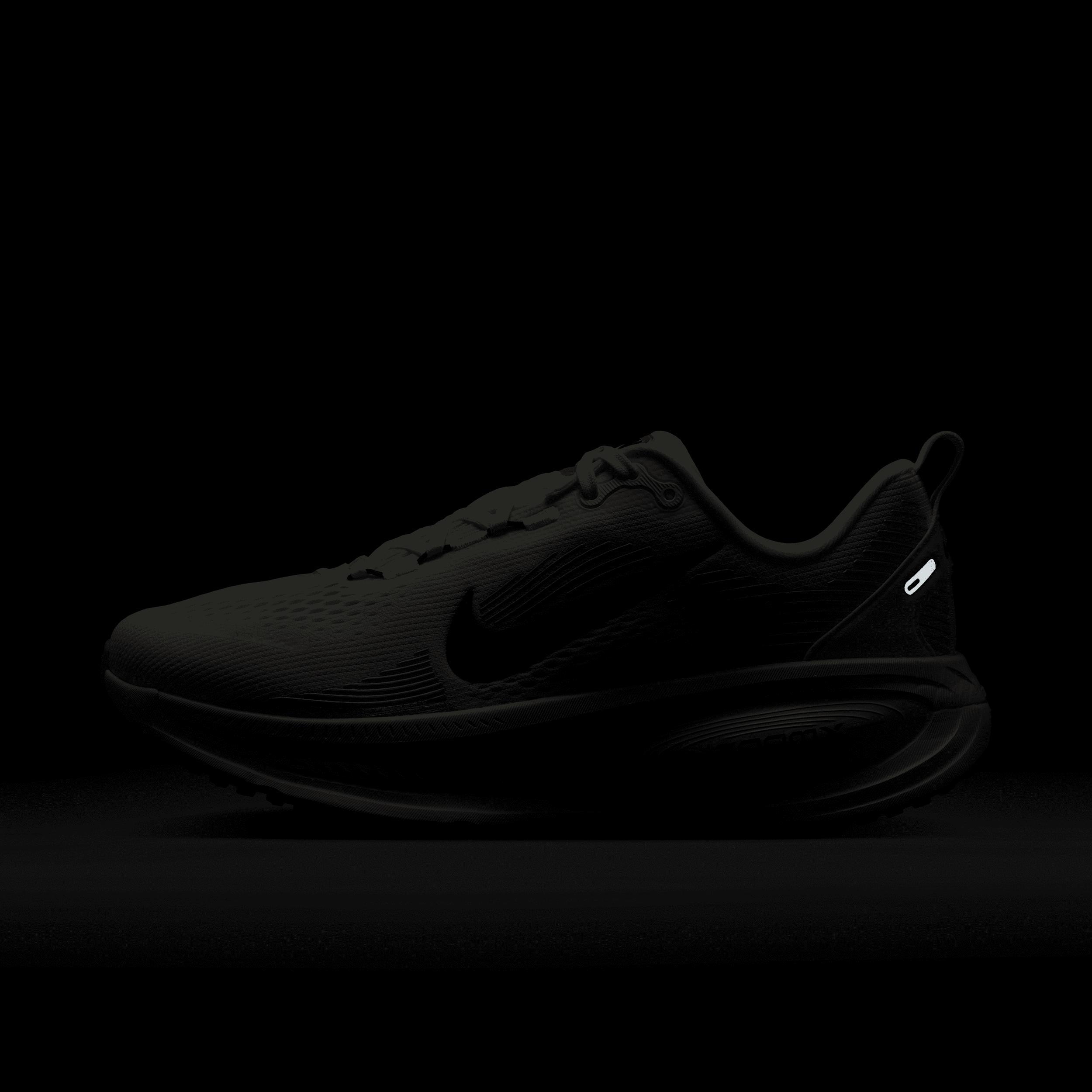 Nike Women's Vomero 18 Road Running Shoes Product Image