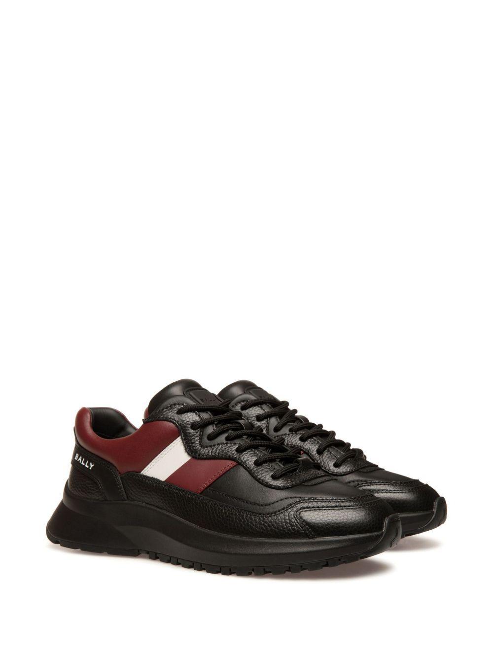 Outline sneakers Product Image