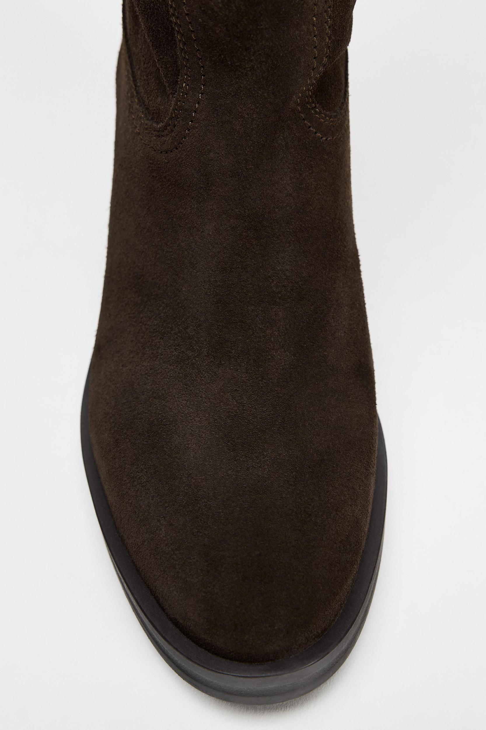 HEELED SUEDE KNEE HIGH BOOTS Product Image