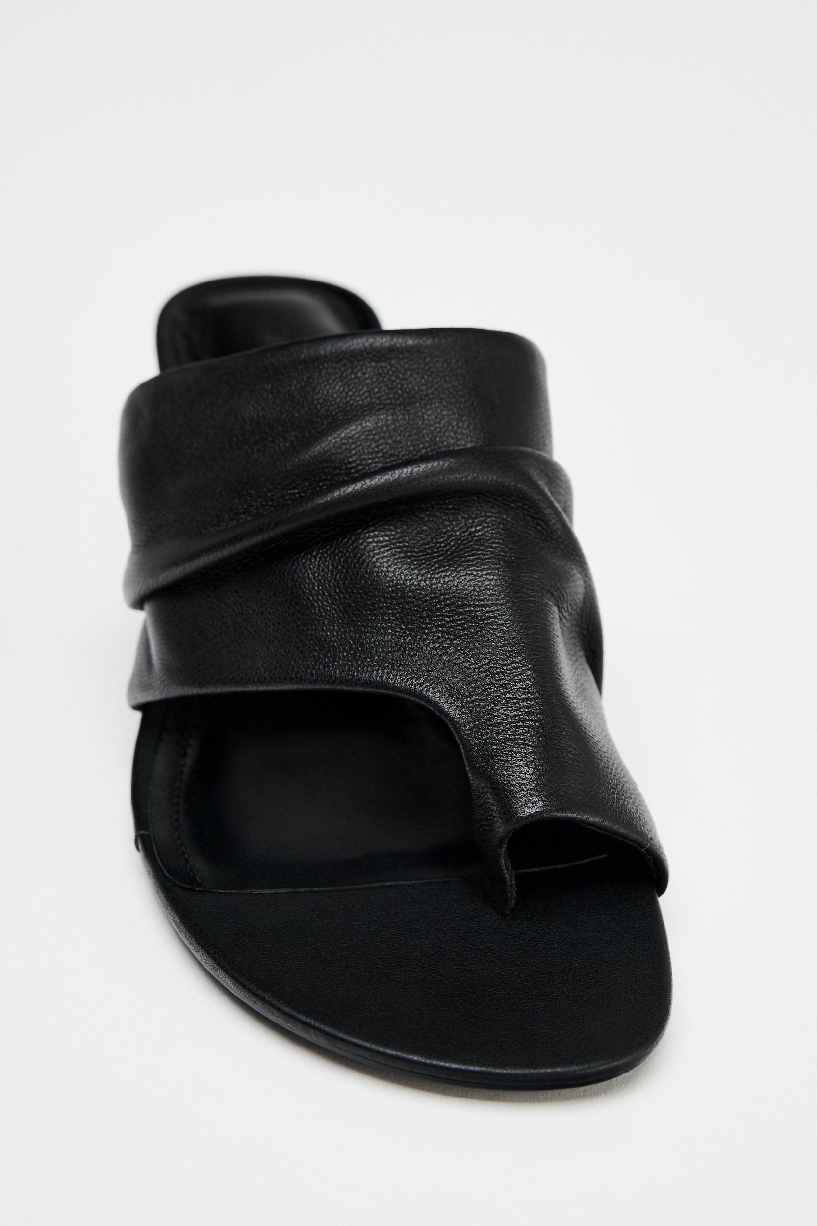 LEATHER HEELED SANDALS Product Image