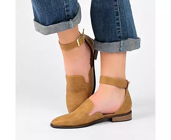 Journee Collection Womens Loreta Loafer Product Image
