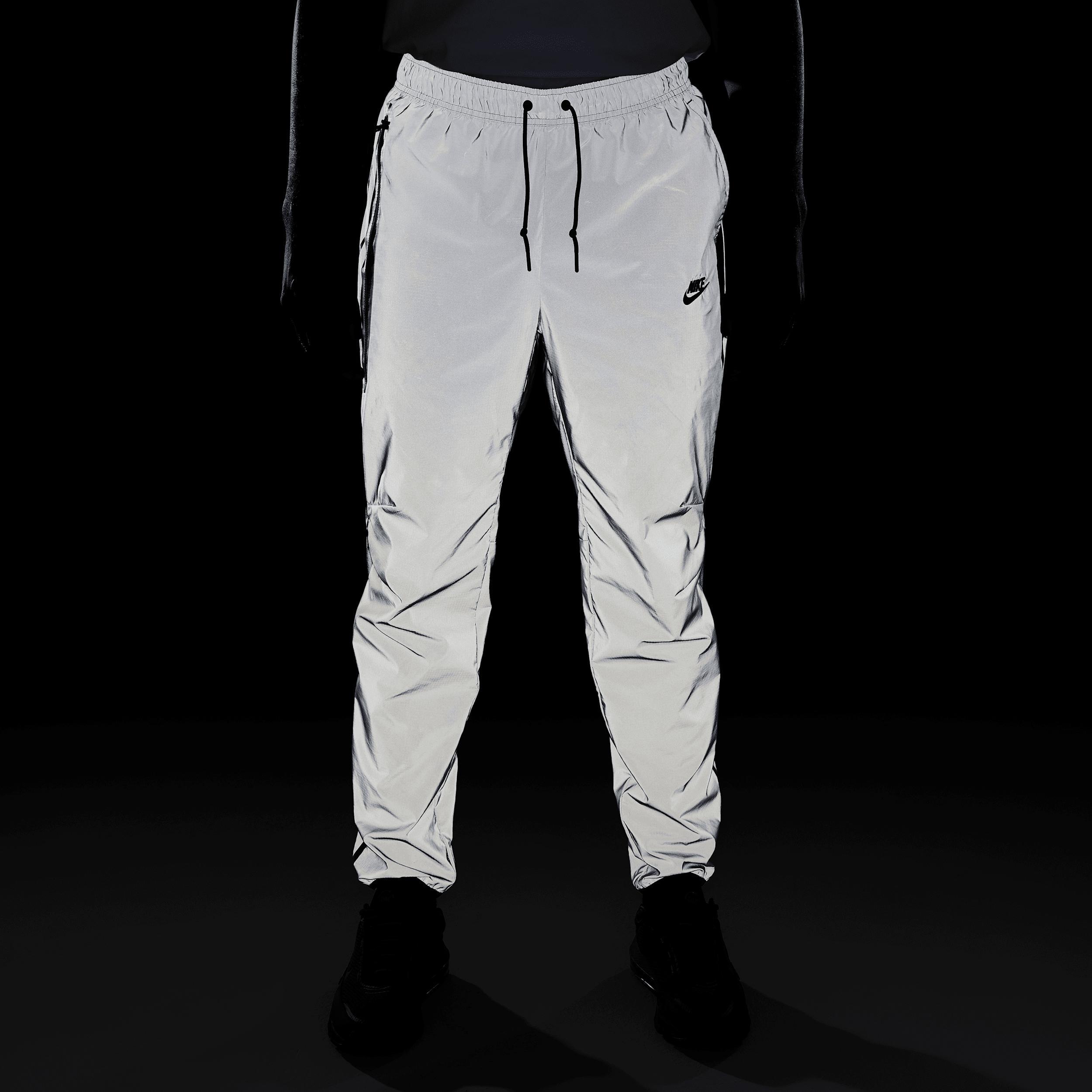 Nike Men's Tech Woven Flash Pants Product Image