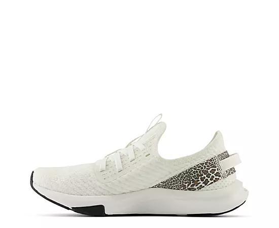 New Balance DynaSoft Nergize Sport V2 Womens Shoes Product Image