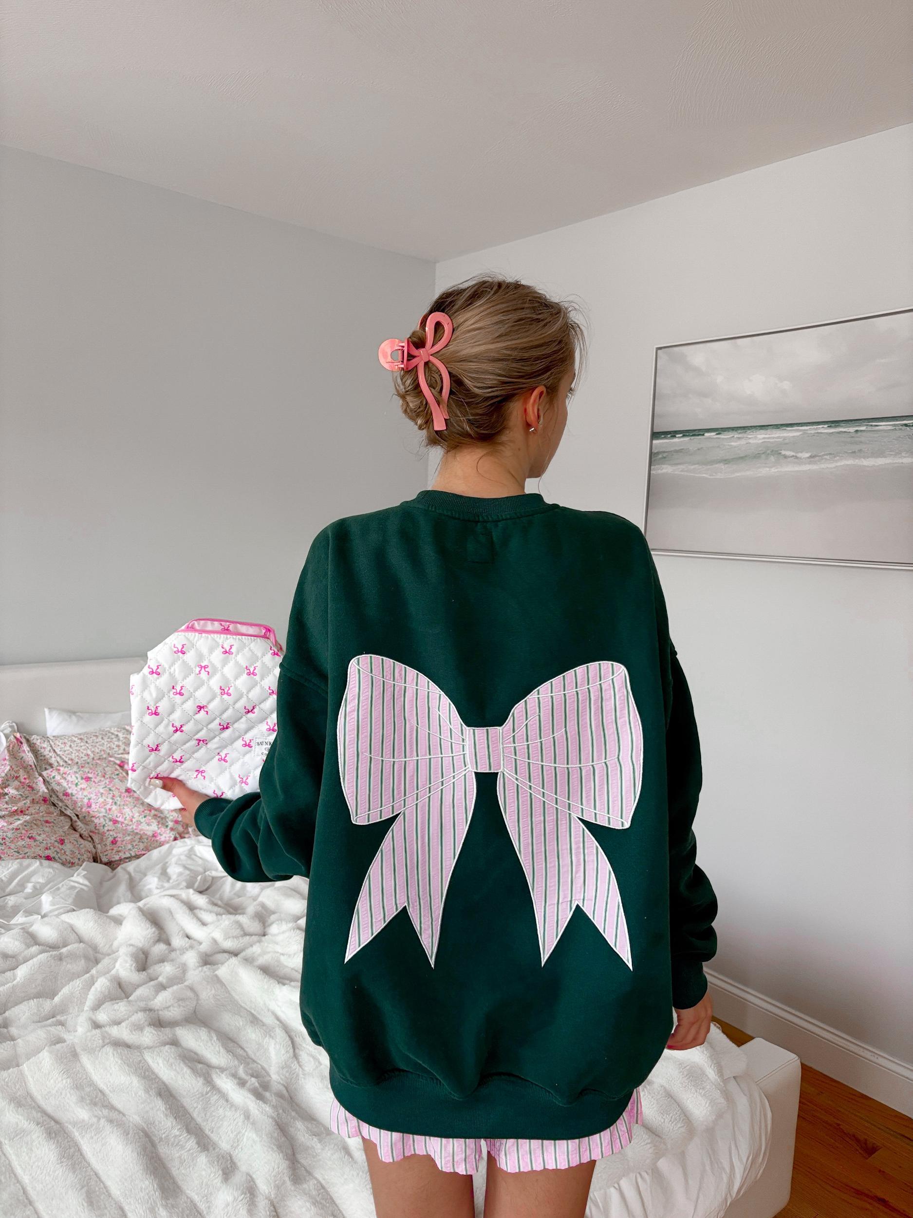 Winter Green Stripe Bow Embroider Sweatshirt Product Image