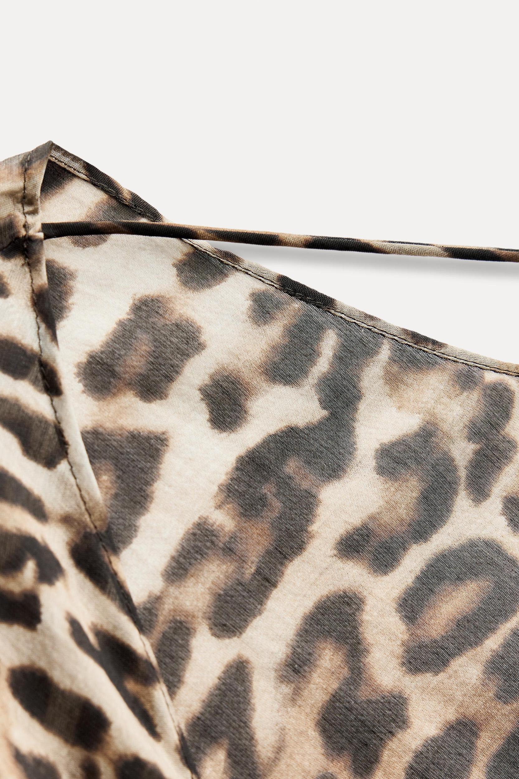 ANIMAL PRINT BOWS TOP ZW COLLECTION Product Image