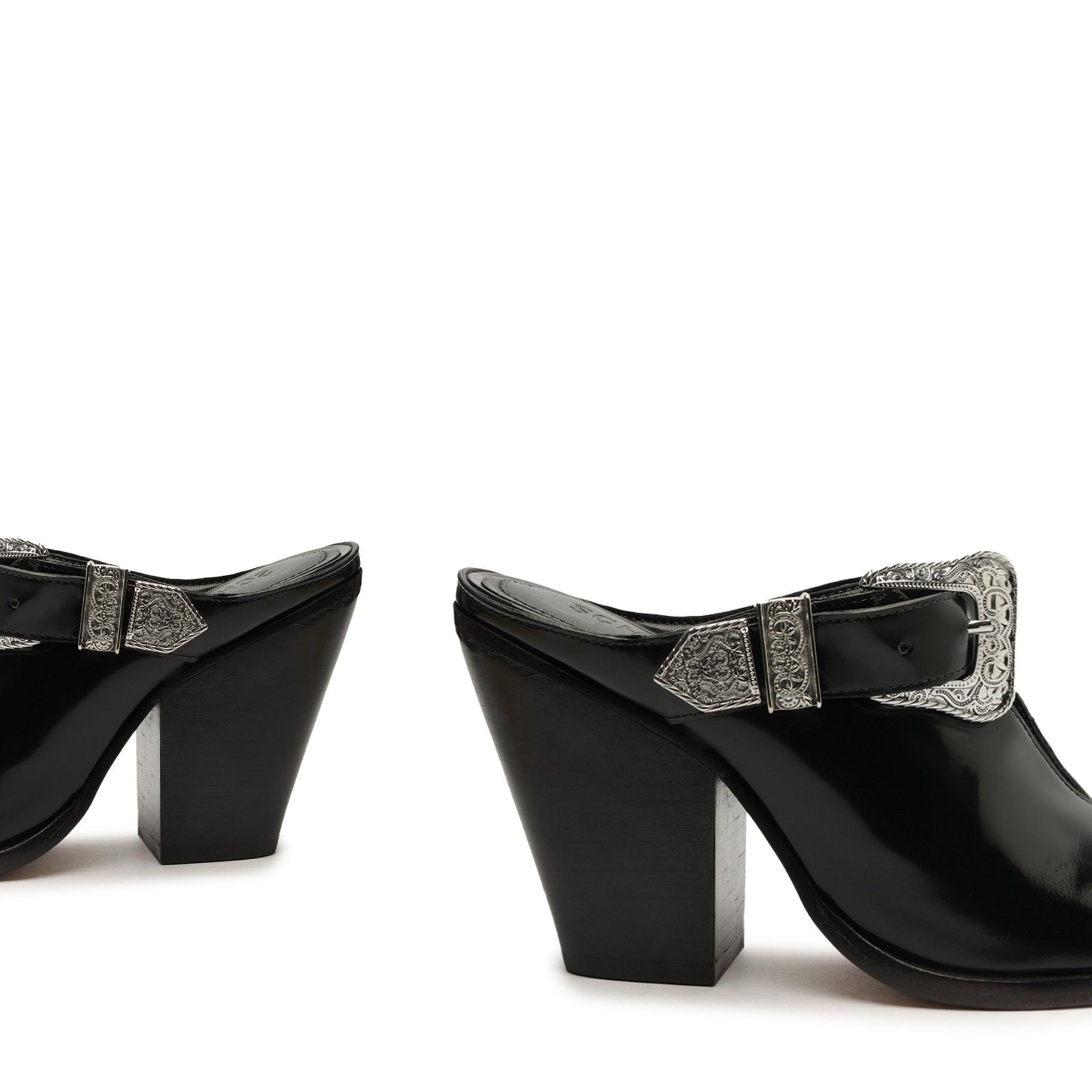 Jeane Casual Leather Pump Product Image