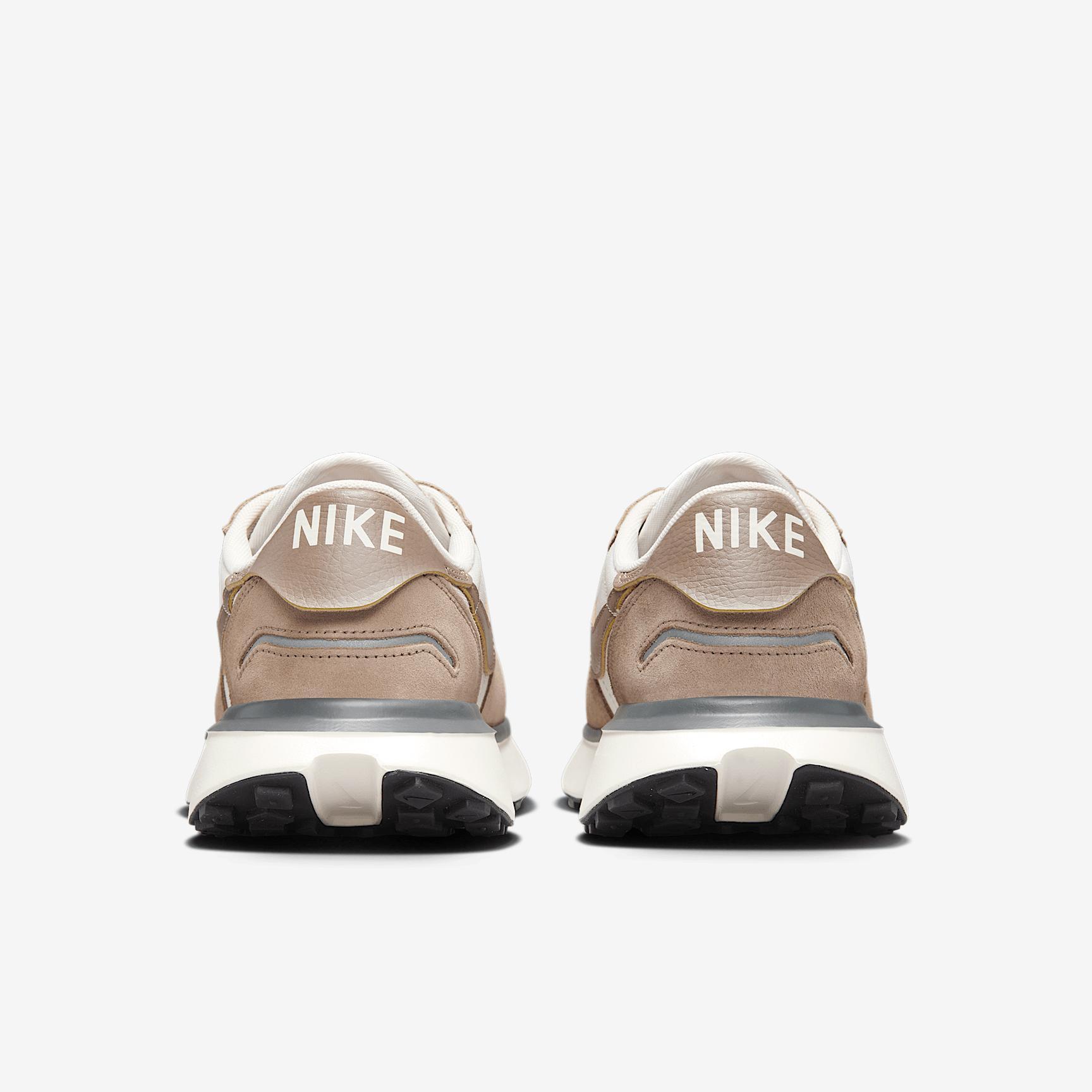 Nike Phoenix Waffle Women's Shoes Product Image