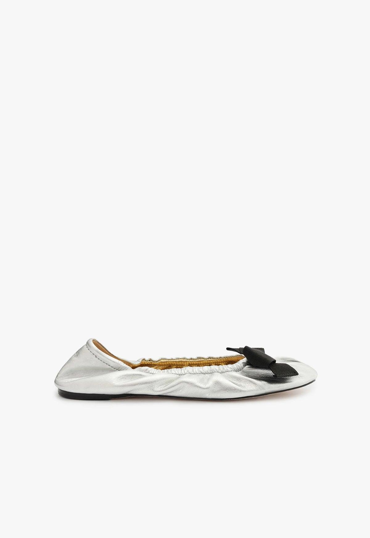 Suzanne Leather Flat Product Image