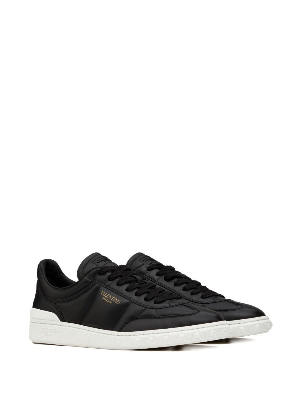 Upvillage low-top sneakers Product Image
