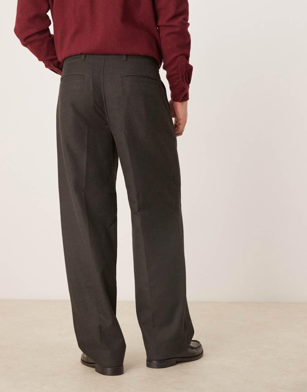 Abercrombie & Fitch baggy pants in black Product Image