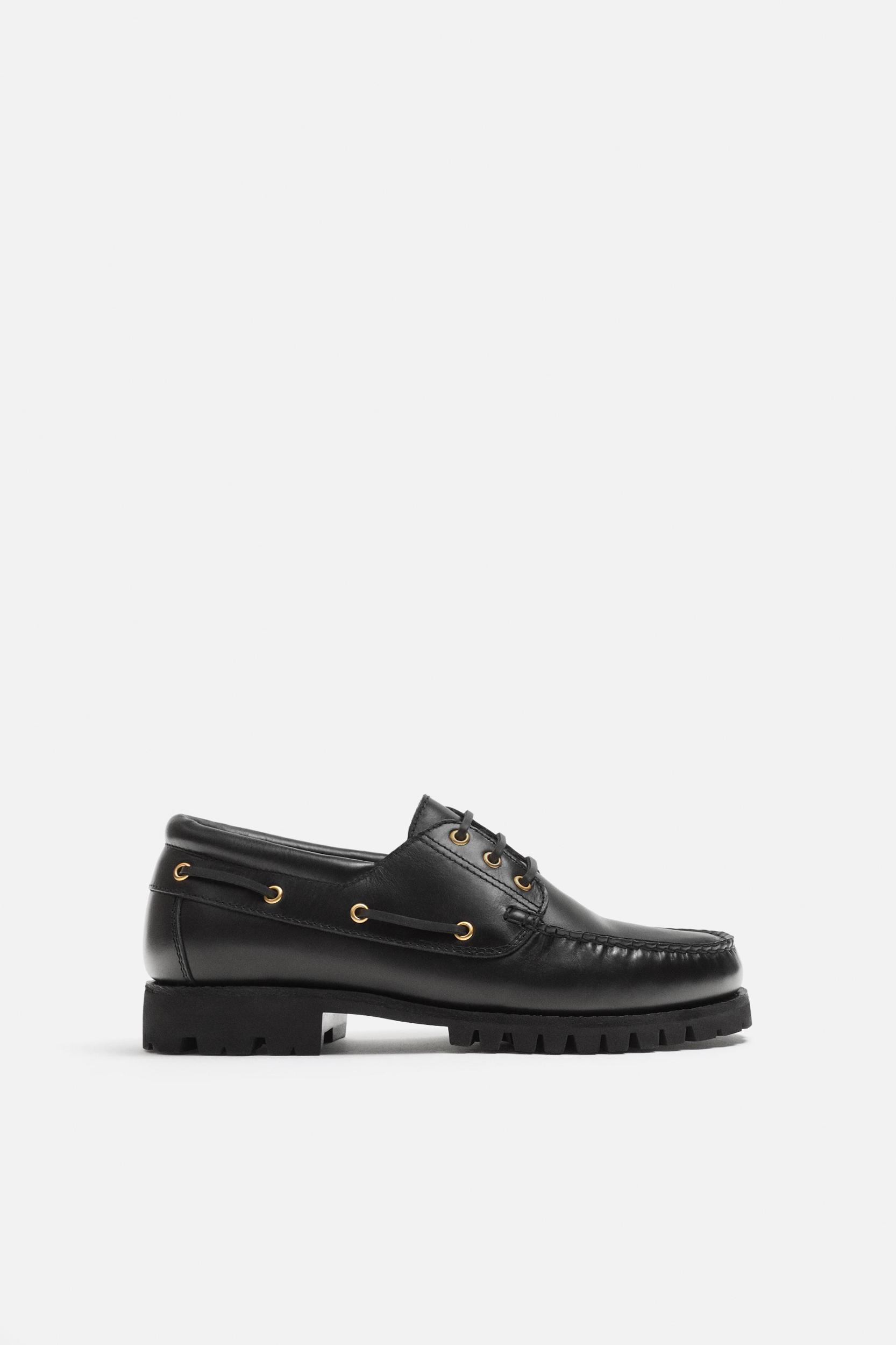 LEATHER DECK SHOES Product Image